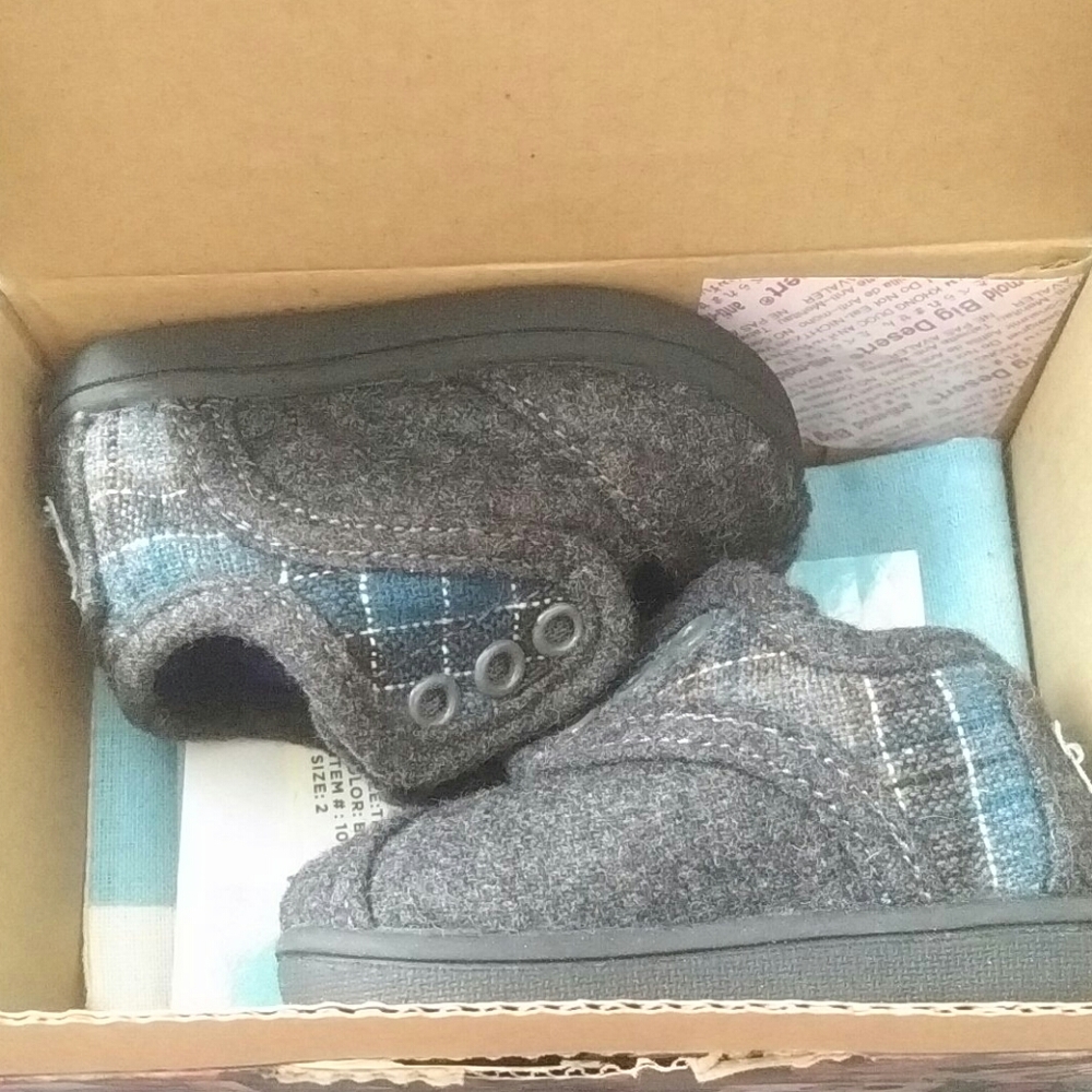 Blue Tartan Tiny Tom's shoe size 2